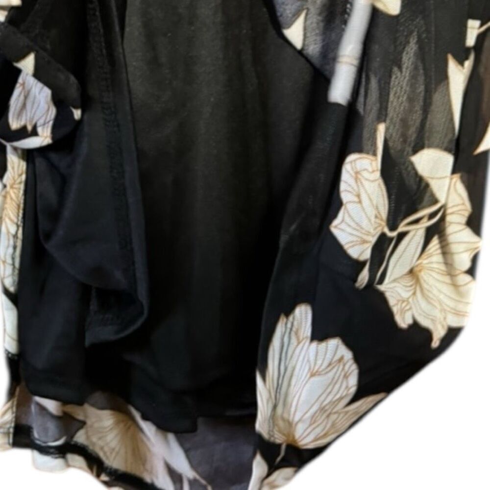 Torrid Floral At The Knee Mesh Surplice Ruffle Slit Dress Size 2 2XL NWT - Picture 12 of 13